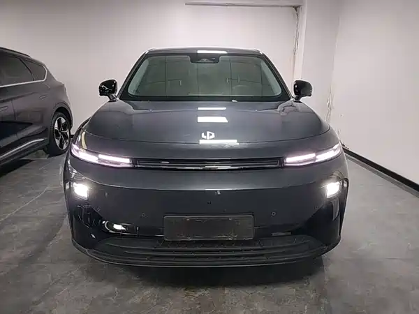 Leapmotor B10 2025
