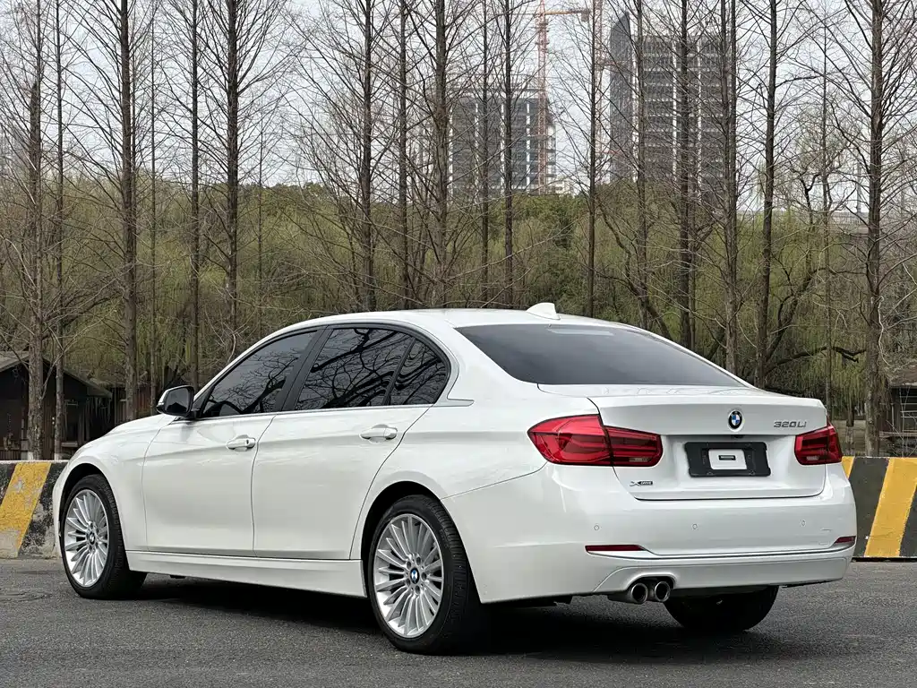 BMW 3 Series 2018