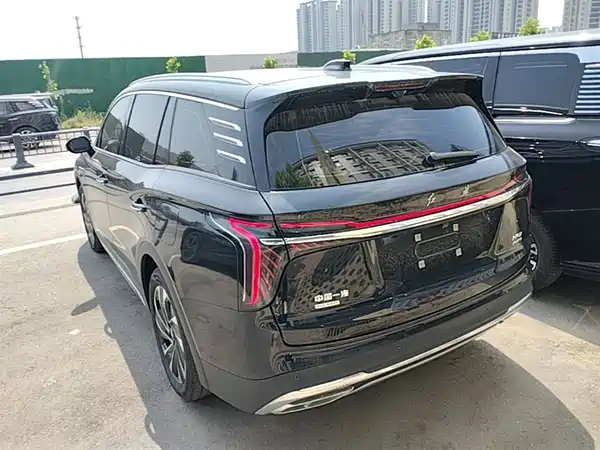 Hongqi HS7 PHEV 2024
