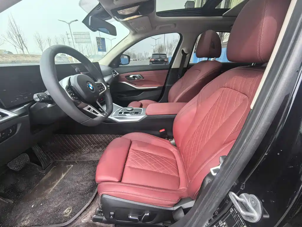 BMW 3 Series 2025