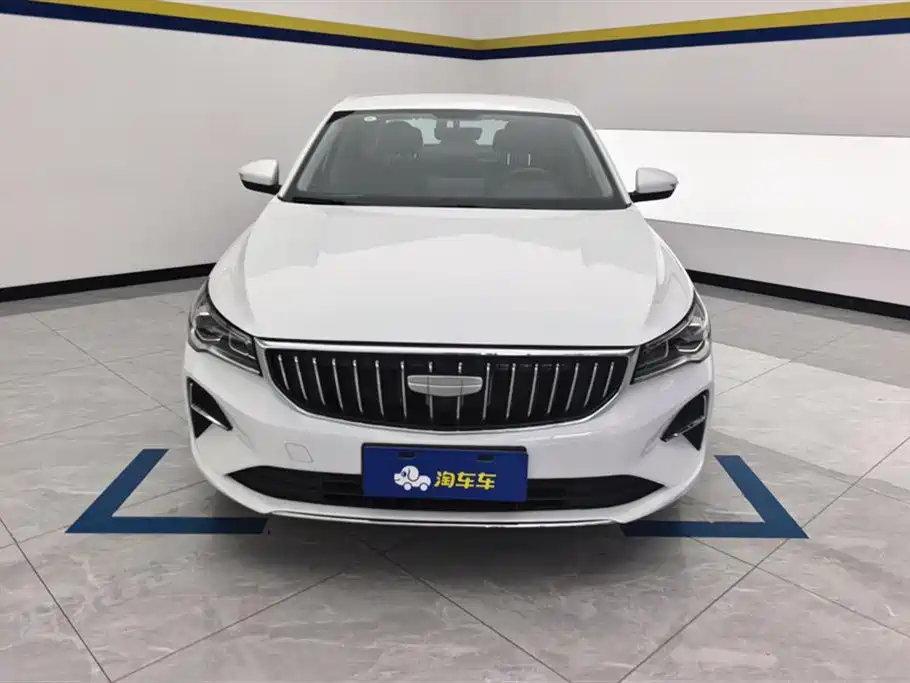 Geely Emgrand 2025