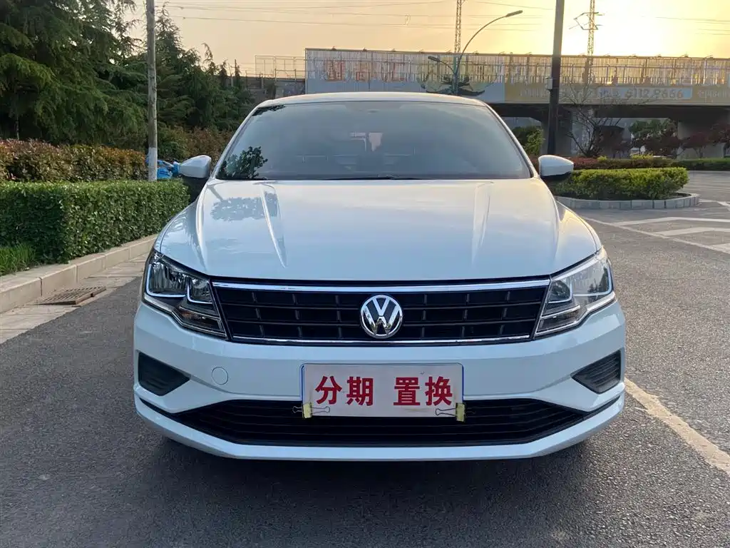 Volkswagen Jetta 2019 — фото 2
