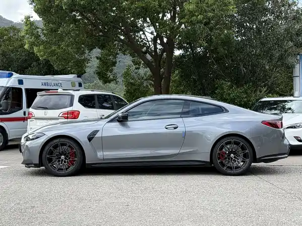 BMW M4 2024