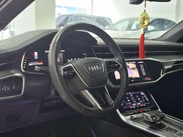 Audi A6L 2023