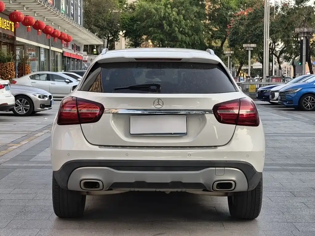 Mercedes-Benz GLA 2018 — фото 4
