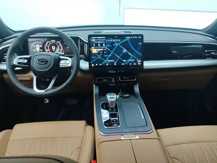 GAC Trumpchi GS8 2025 — фото 12