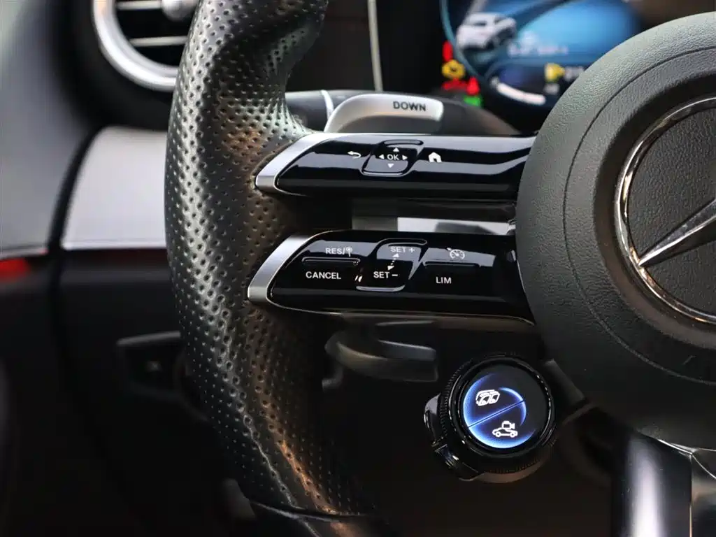 Mercedes-Benz E-Class AMG 2022 — фото 14