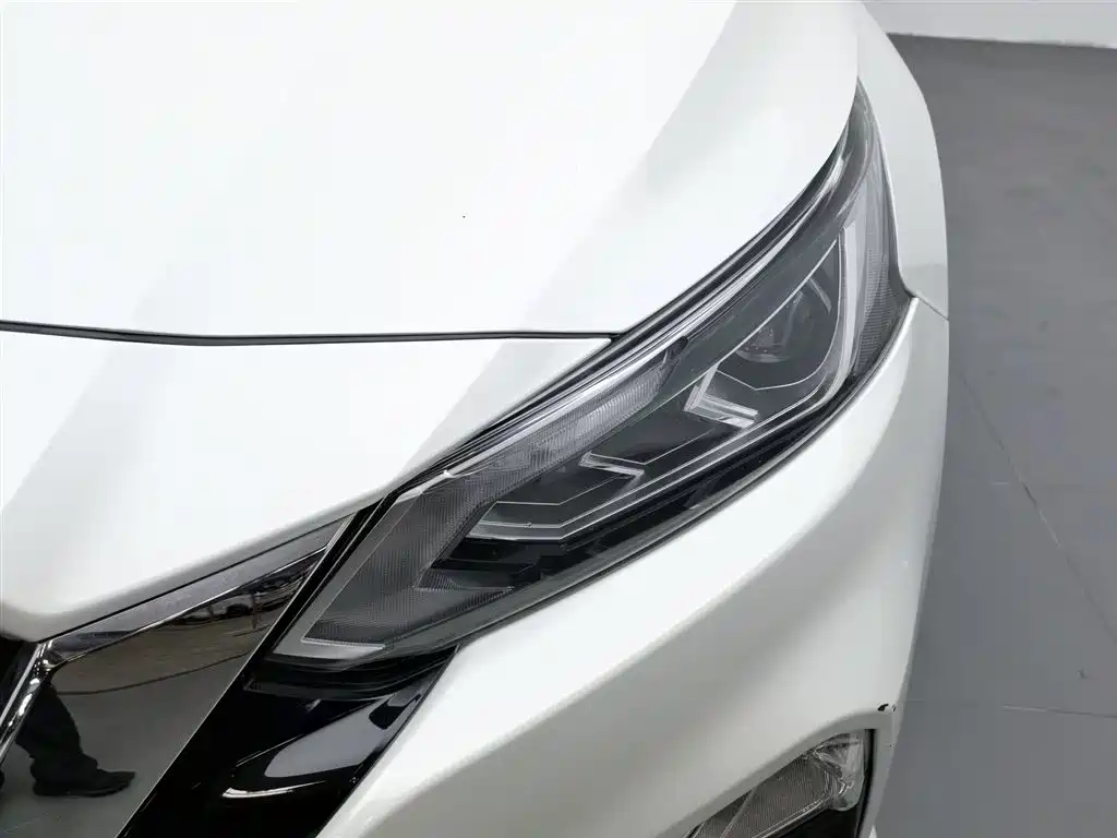 Nissan Teana 2021