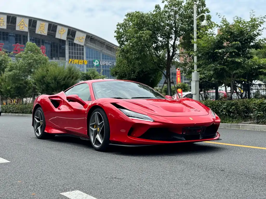 Ferrari F8 2022 — фото 3