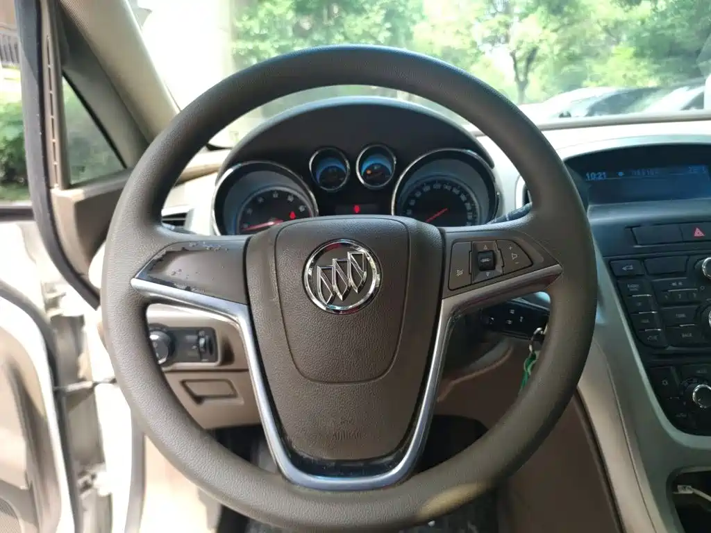 Buick Excelle 2014