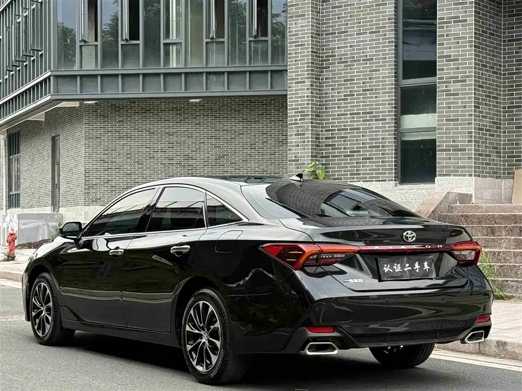 Toyota Avalon 2022 — фото 3