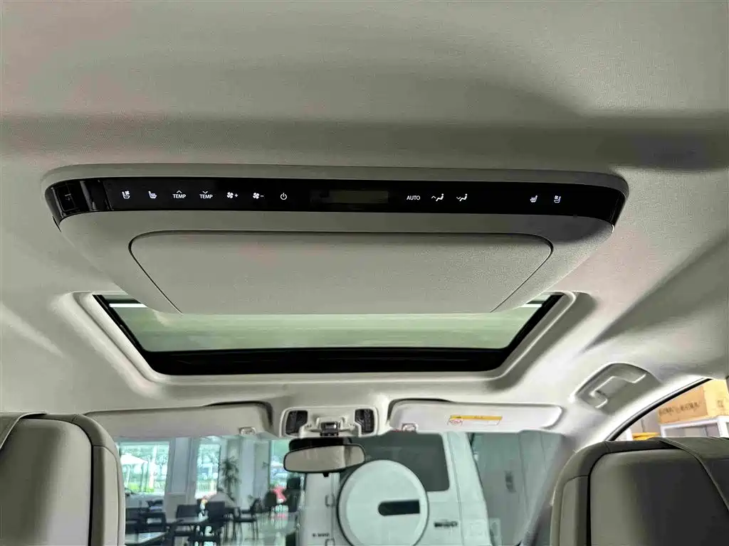 Buick GL8 New Energy 2025 — фото 22