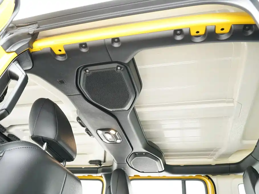 Jeep Wrangler 2021 — фото 24