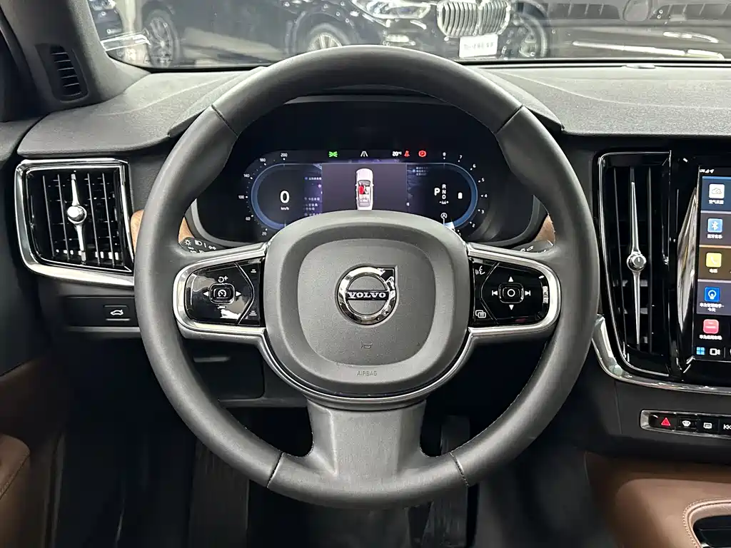 Volvo S90 2023 — фото 18