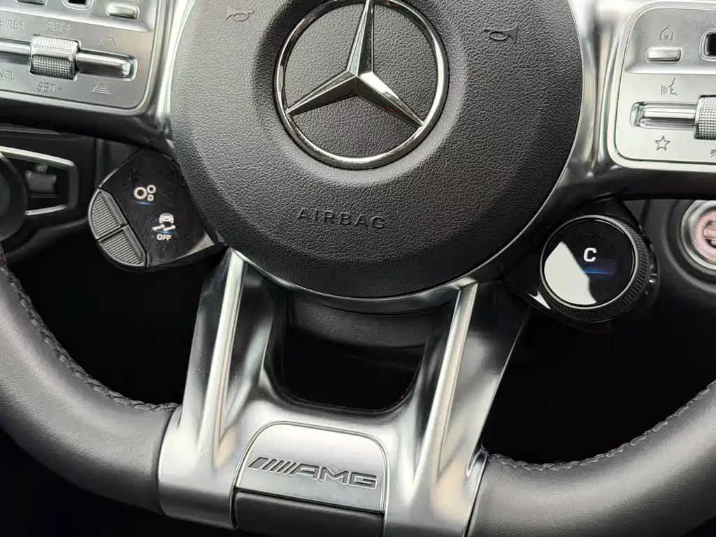Mercedes-Benz GLC AMG 2021 — фото 11