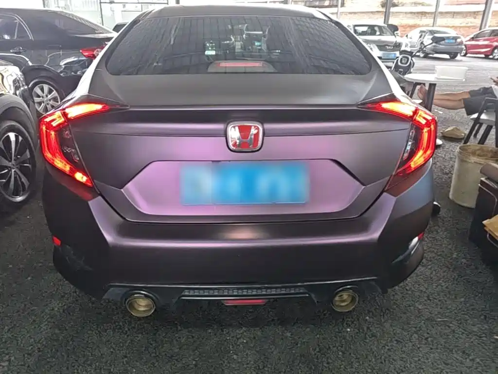 Honda Civic 2022 — фото 6