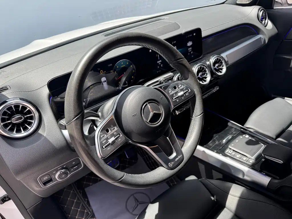 Mercedes-Benz GLB 2021 — фото 13