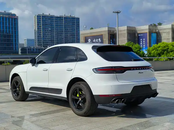Porsche Macan 2020