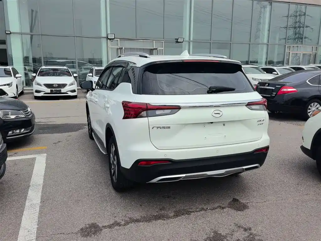 GAC Motor Trumpchi GS4 2021 — фото 11