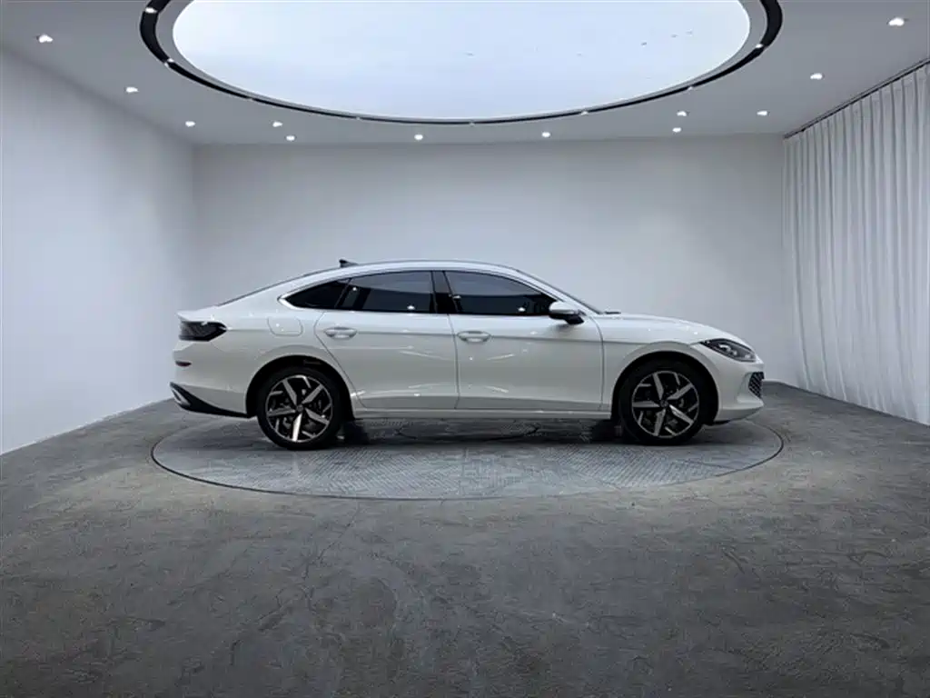 Volkswagen Lamando 2025