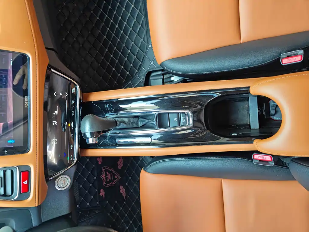 Honda Vezel 2015 — фото 14