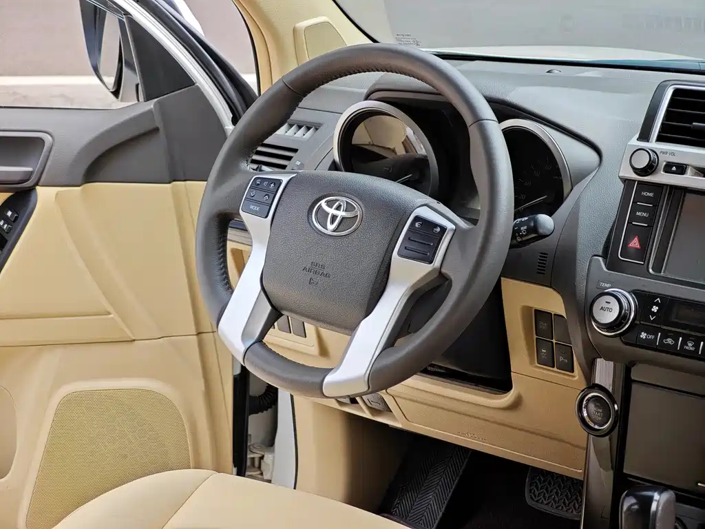 Toyota Prado 2014 — фото 9