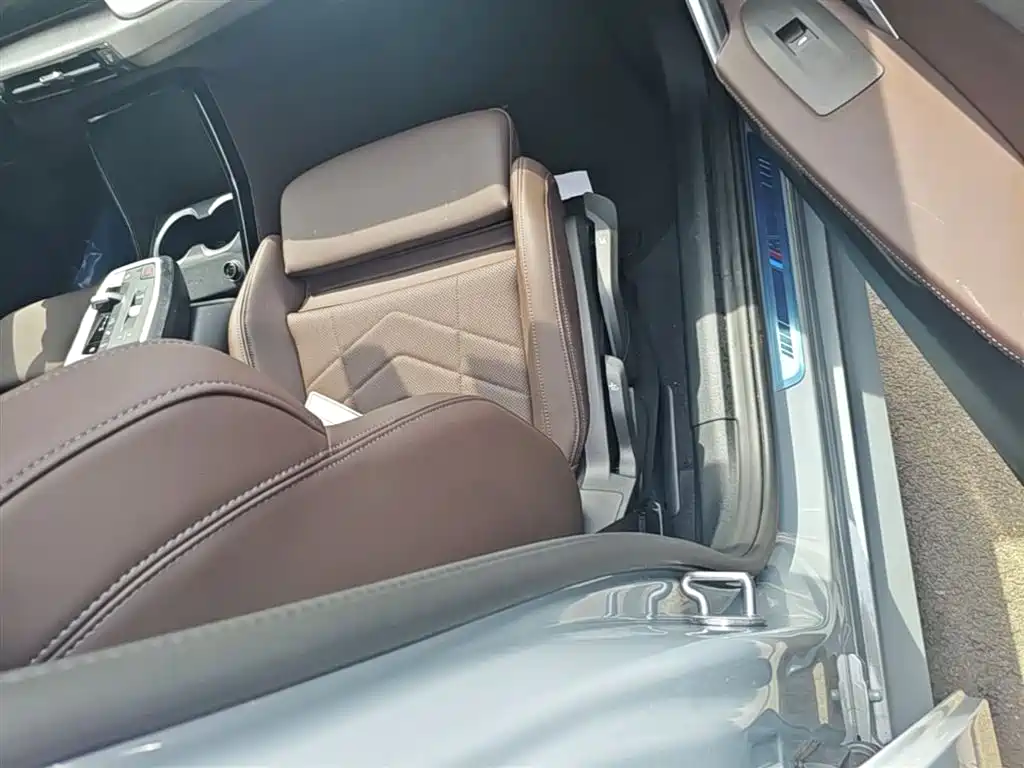 BMW X2 2025 — фото 11