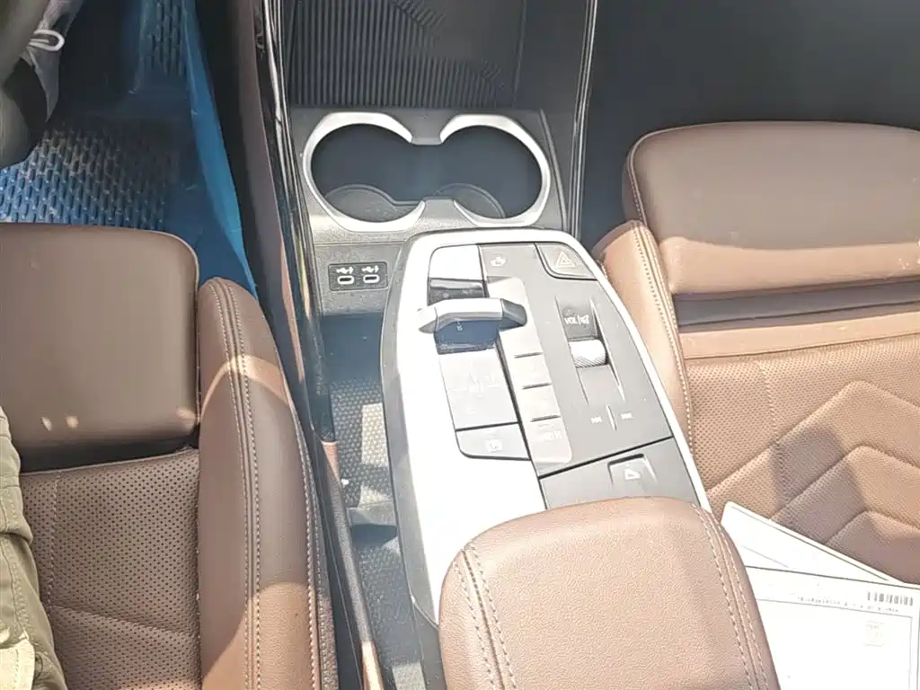 BMW X2 2025 — фото 21
