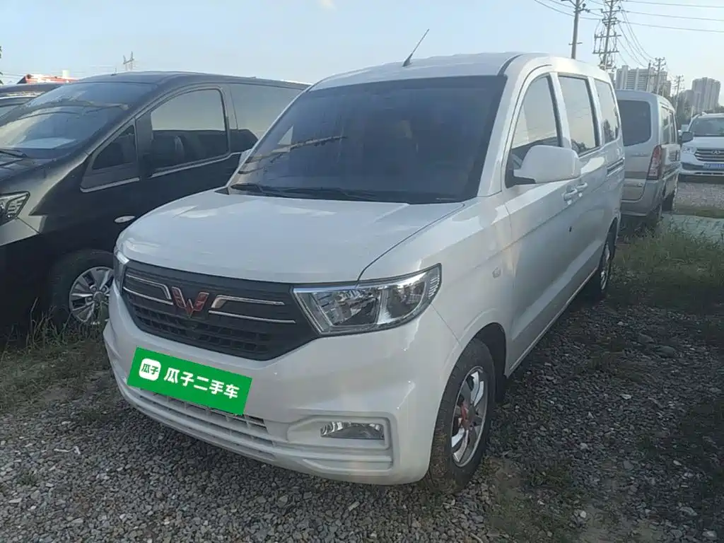 Wuling Hongguang V 2025 — фото 1