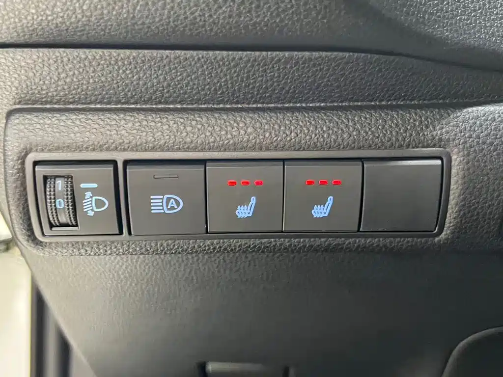 Toyota Levin 2023 — фото 15