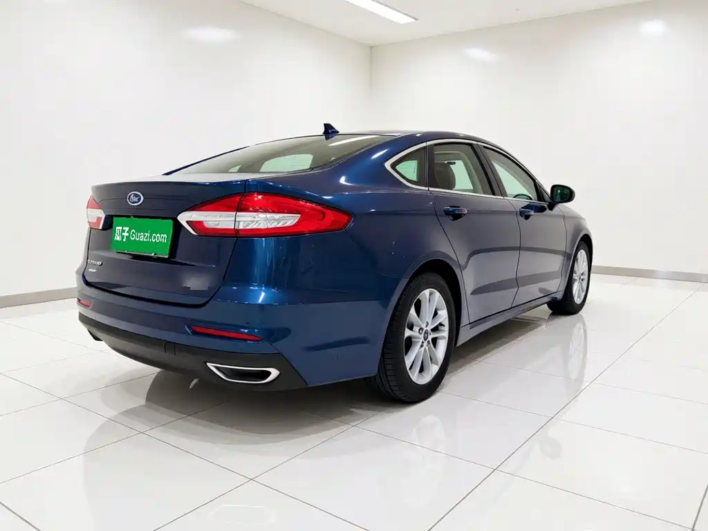 Ford Mondeo 2021 — фото 6