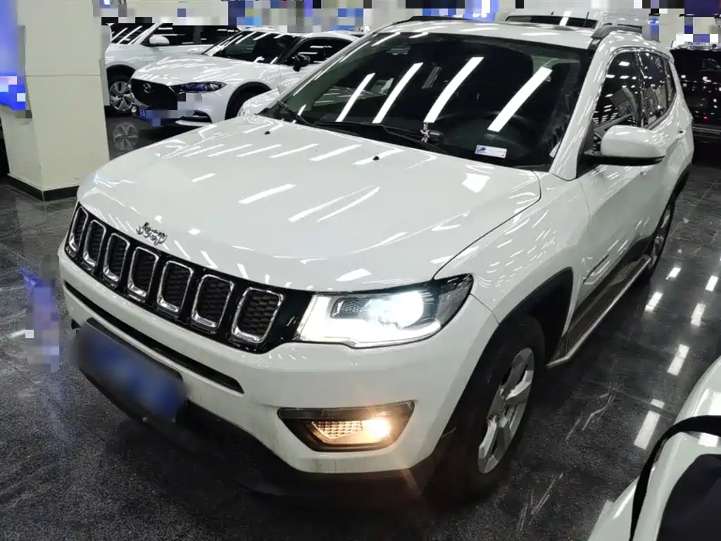 Jeep Compass 2019 — фото 1