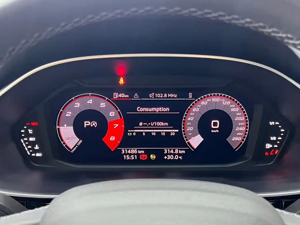 Audi Q3 2023 — фото 16