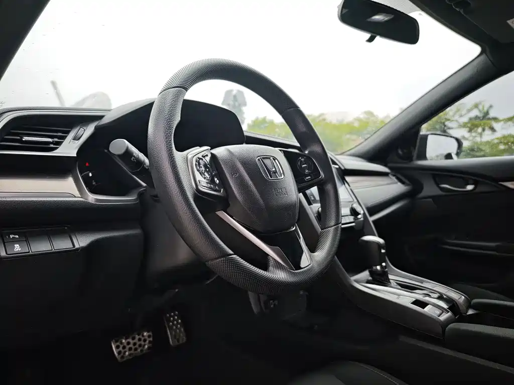 Honda Civic 2022 — фото 13