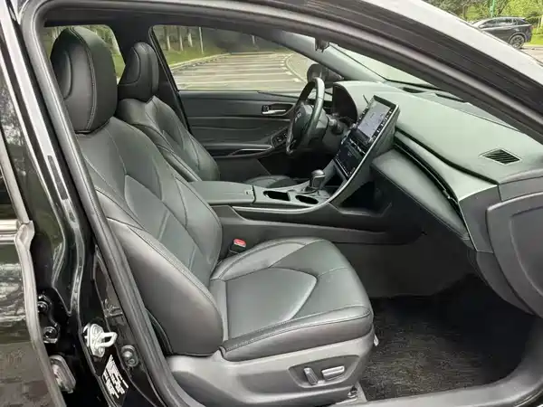 Toyota Avalon 2022
