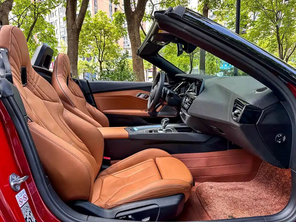 BMW Z4 2022 — фото 13