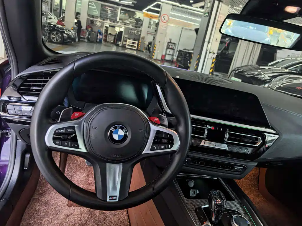 BMW Z4 2022 — фото 15