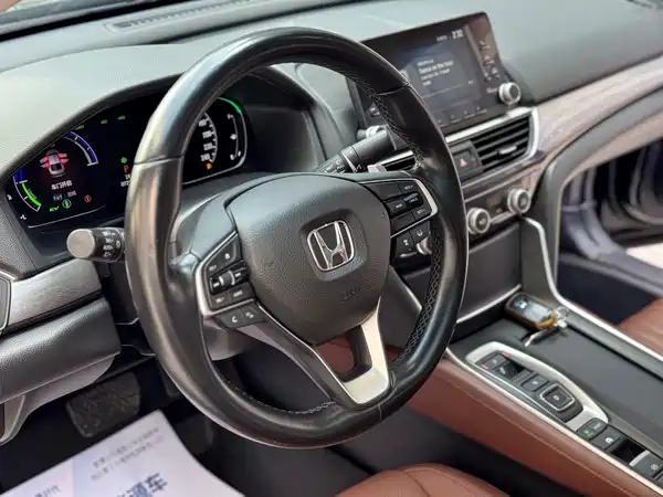 Honda Inspire 2019