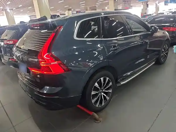 Volvo XC60 2023