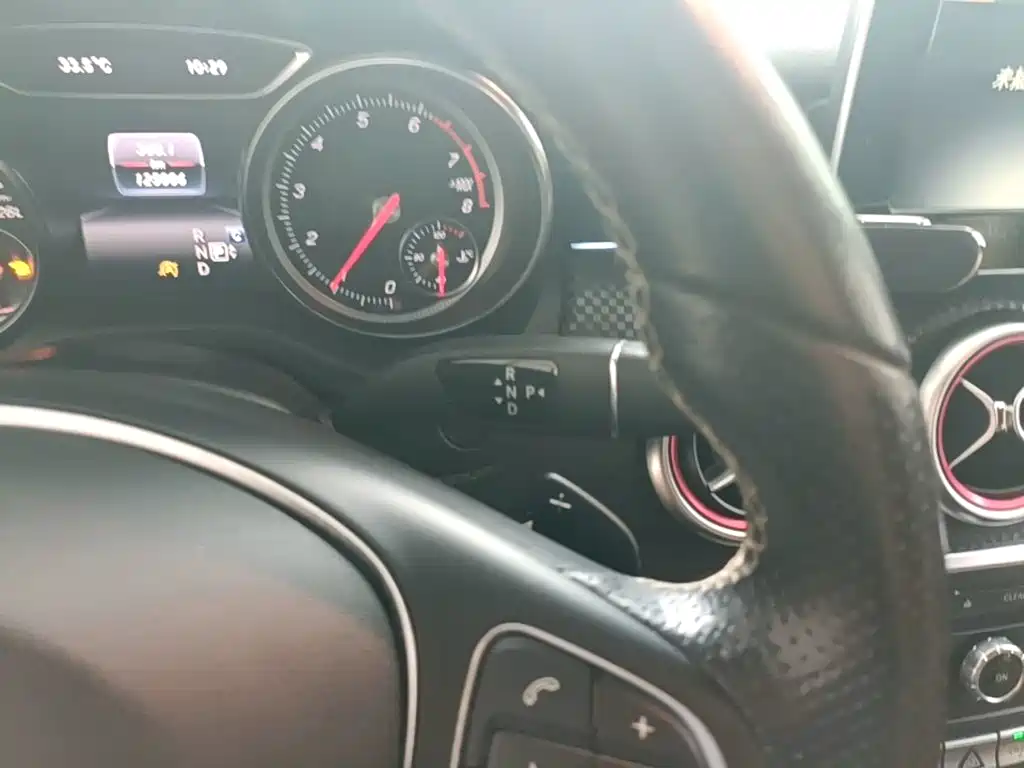 Mercedes-Benz A-Class 2017 — фото 14