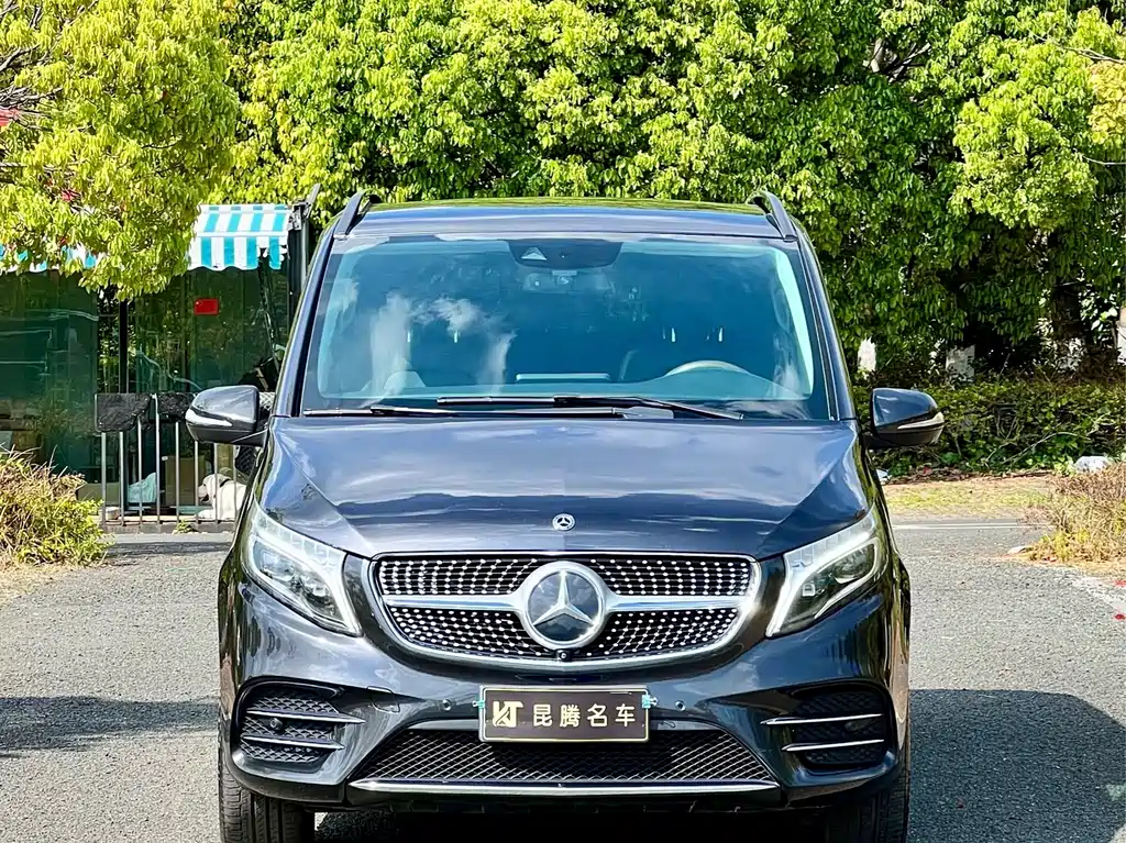 Mercedes-Benz V-Class 2020 — фото 2