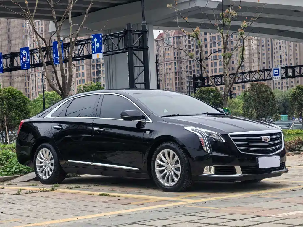 Cadillac XTS 2019 — фото 2