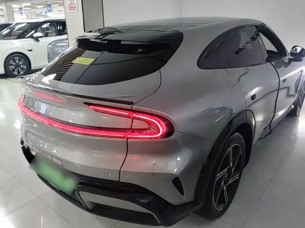 Xiaomi YU7 2026