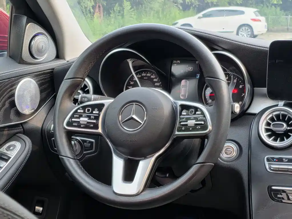 Mercedes-Benz C-Class 2019 — фото 11