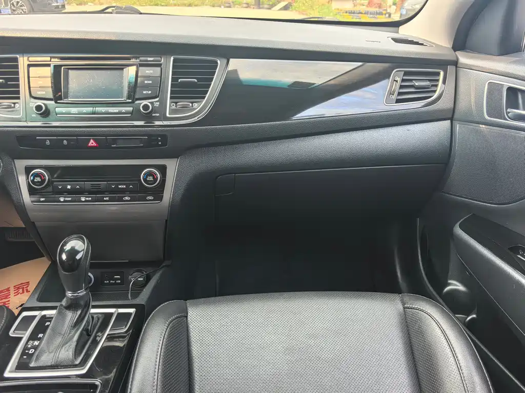 Hyundai Mistra 2015 — фото 9