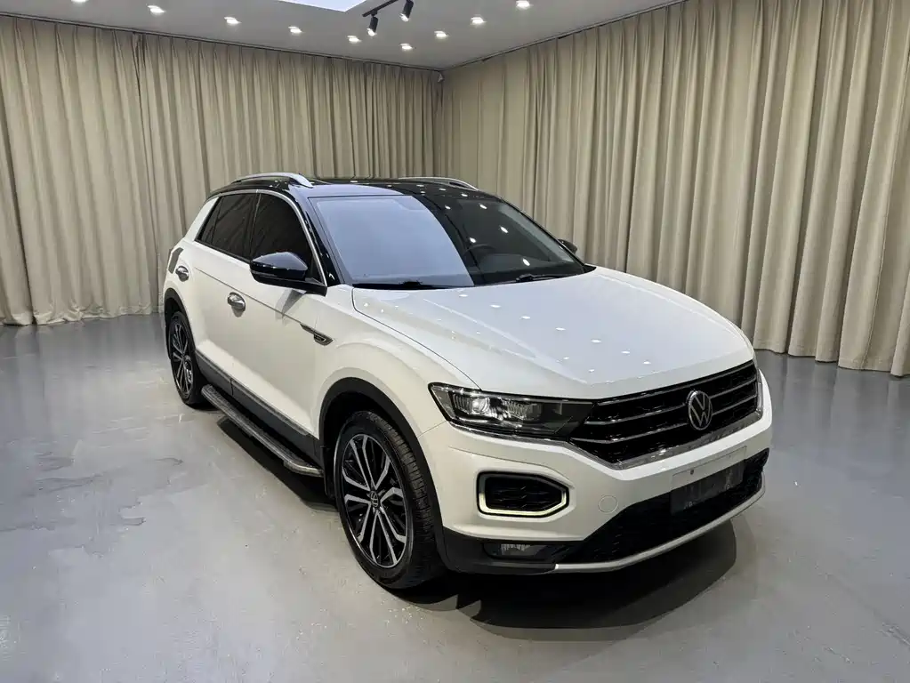 Volkswagen T-Roc 2021 — фото 3