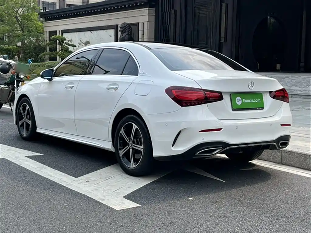 Mercedes-Benz A-Class 2024 — фото 20
