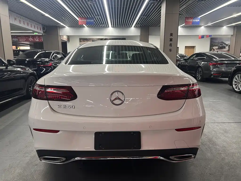 Mercedes-Benz E-Class 2020 — фото 12