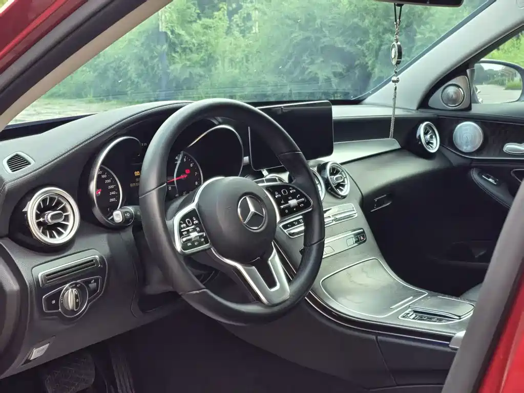 Mercedes-Benz C-Class 2019