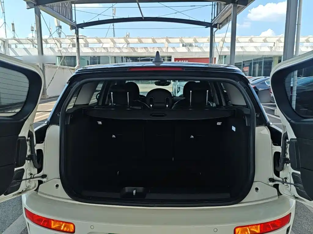 MINI Clubman 2021 — фото 15